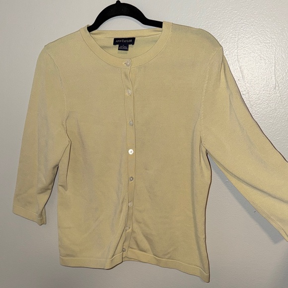 Ann Taylor Sweaters - Ann Taylor Beige/cream Button-Down Cardigan